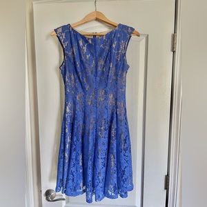 Pretty blue spring dress size 6.